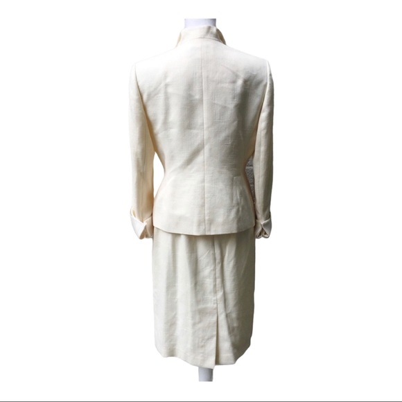 Ivory Le Suit Jacket And Skirt Set Size 6P - Picture 2 of 6